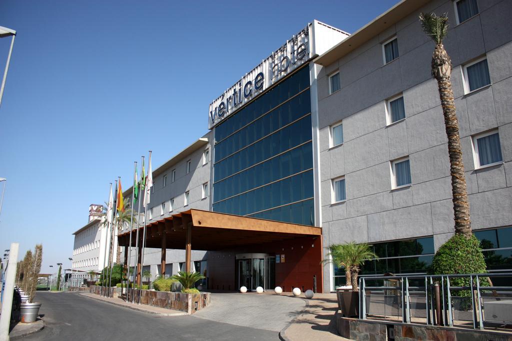 เบร์ติเซ เซบียา อัลฆาราเฟ่ Hotel บอร์มูโคส ภายนอก รูปภาพ